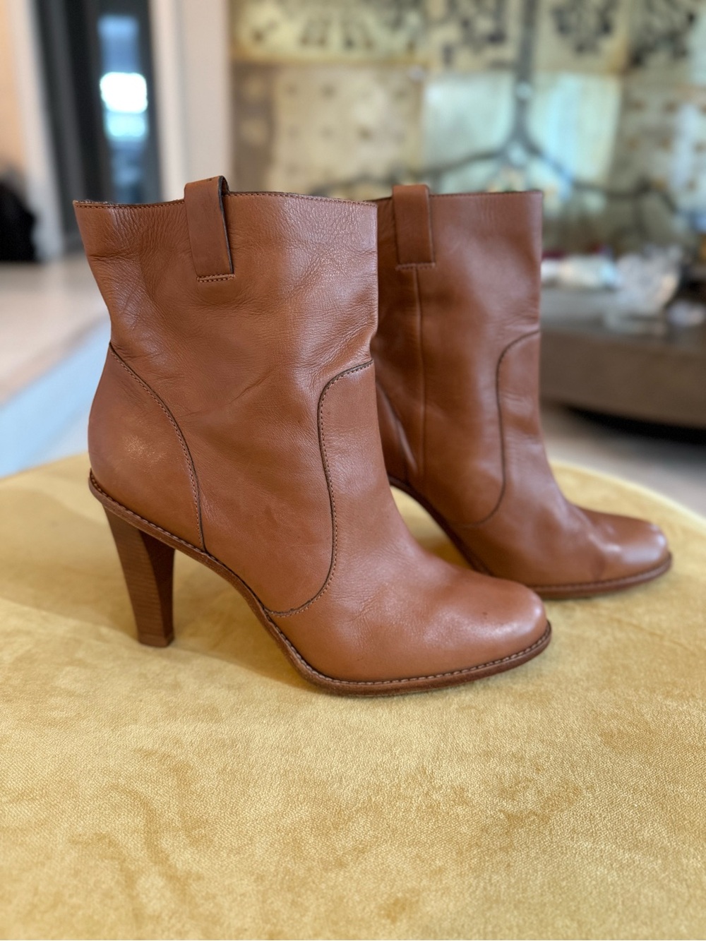 Nike Brown Leather Mid-Heel Ankle Boots